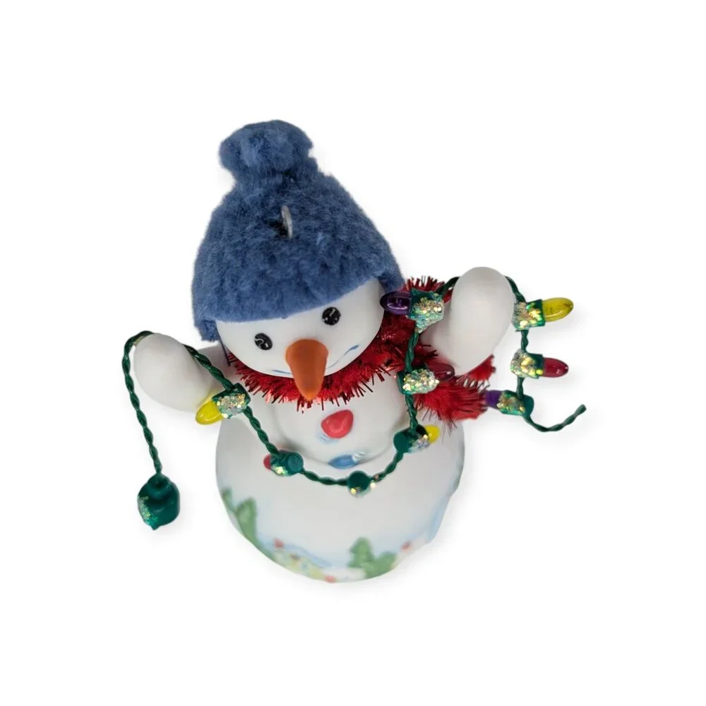 2008 Hallmark Louie D. Lightly Snowtop Lodge Porcelain 4th in the Series W/Box